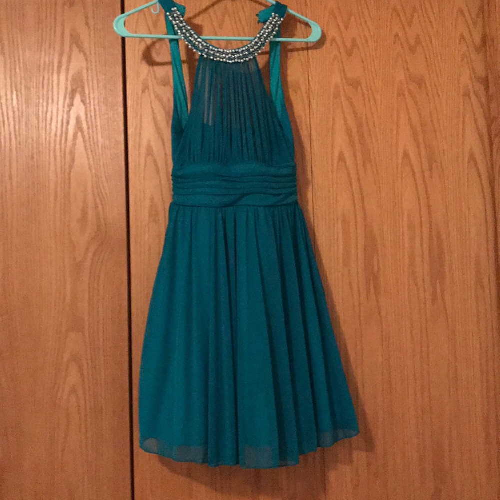 ACCEPTING OFFERS NWT short homecoming dress